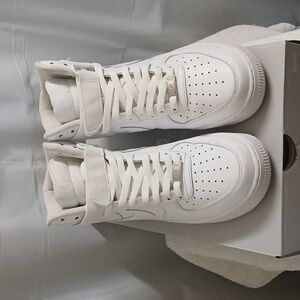 HOLIDAY SPECIAL, AIR FORCE 1 SZ 9, W/BOX